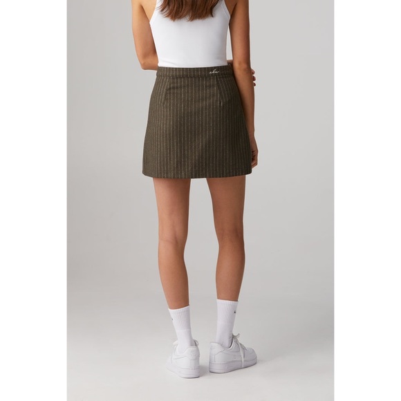 I love ugly ✨new✨ Riley Wrap Skirt in Dark Moss - Picture 2 of 8